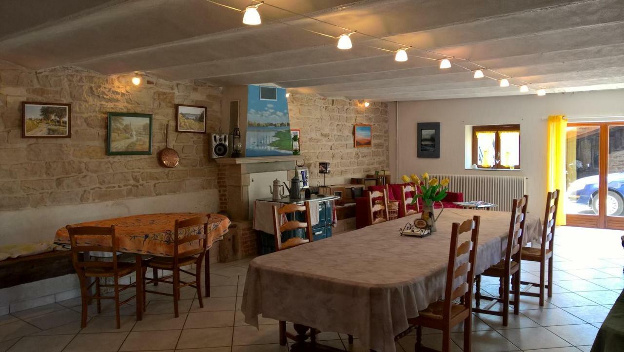 La Ferme Du Grand Faubourg Bed & Breakfast Pont-de-Vaux Ngoại thất bức ảnh